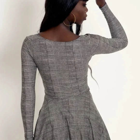 Blackmilk - Tweed Mono Squared Up Mini Skater Dress - Limited - Picture 3 of 8